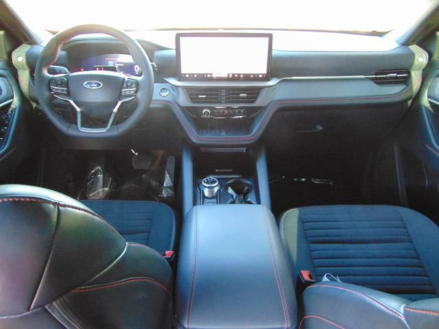 Certified 2025 Ford Explorer ST-Line w/ Premium Package AWD/4WD image 23