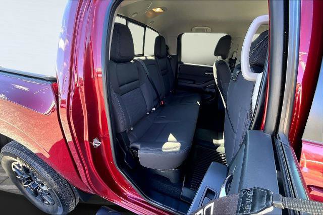 Used 2024 Nissan Frontier SV w/ SV Convenience Package image 31