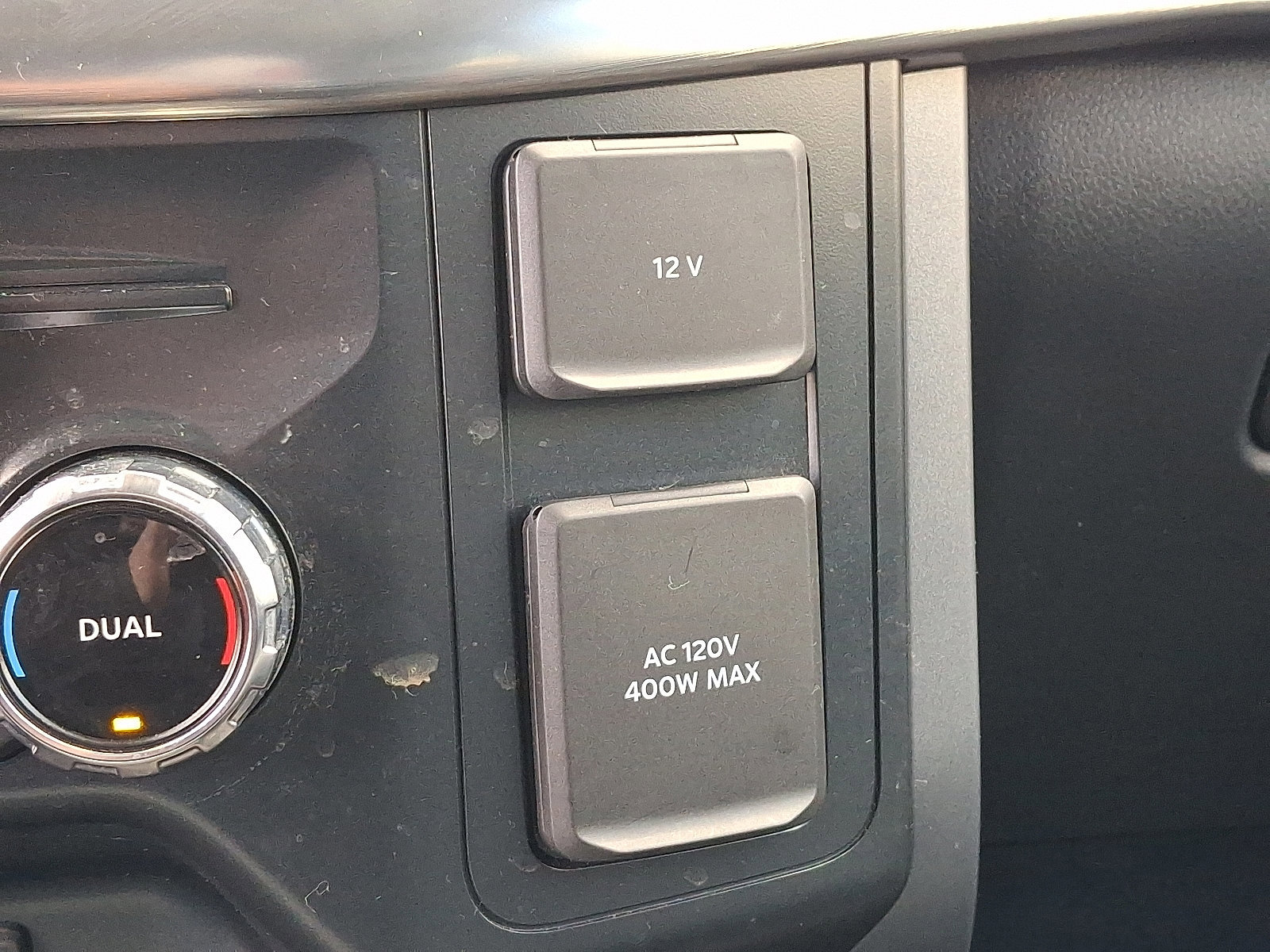 Certified 2022 Ford F150 Lariat w/ Equipment Group 501A Mid image 26