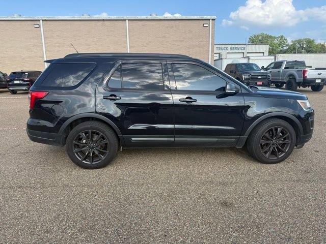 Certified 2019 Ford Explorer XLT w/ Equipment Group 202A FWD image 11