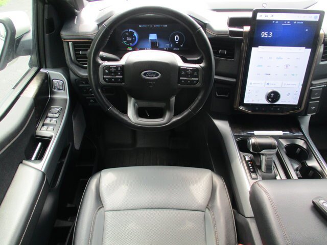 Certified 2022 Ford F150 Lightning Lariat AWD/4WD image 7