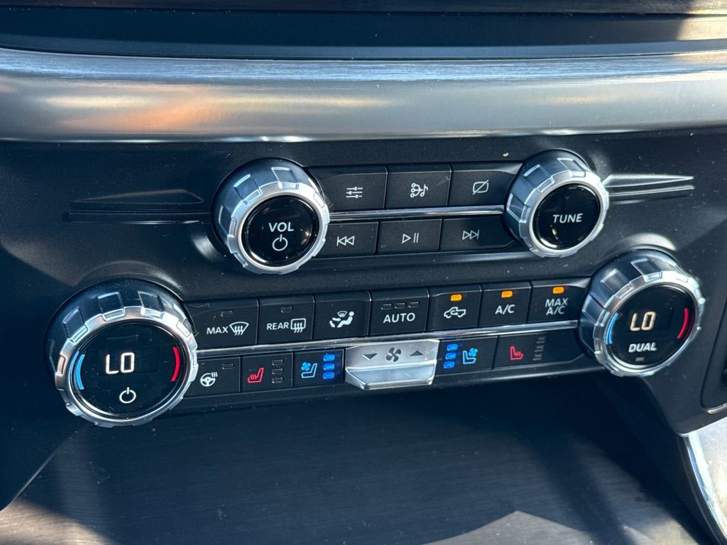 Certified 2021 Ford F150 Lariat w/ Equipment Group 502A High image 23