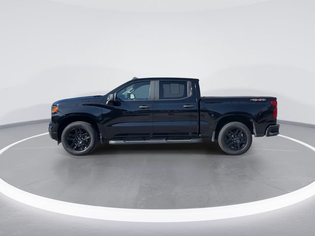 Used 2023 Chevrolet Silverado 1500 Custom w/ Rally Edition AWD/4WD image 4