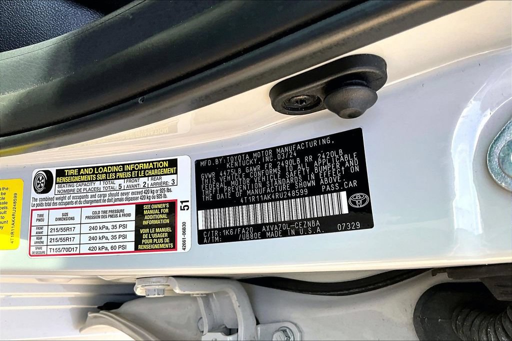 Used 2024 Toyota Camry LE w/ Convenience Package FWD image 32