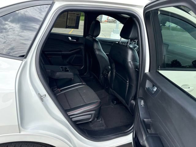 Certified 2023 Ford Escape ST-Line w/ Tech Pack #1 AWD/4WD image 11