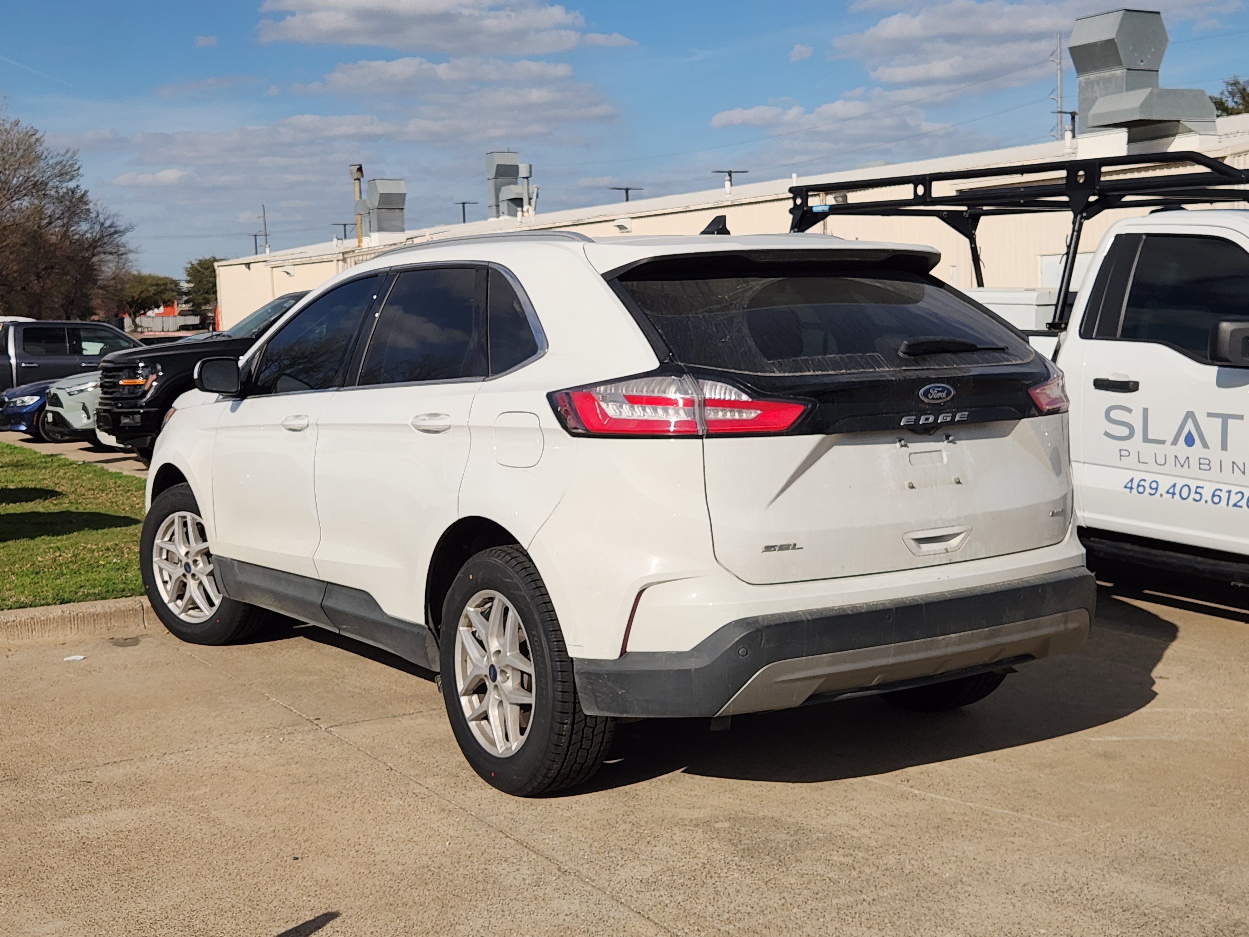 Certified 2022 Ford Edge SEL w/ Convenience Package image 3