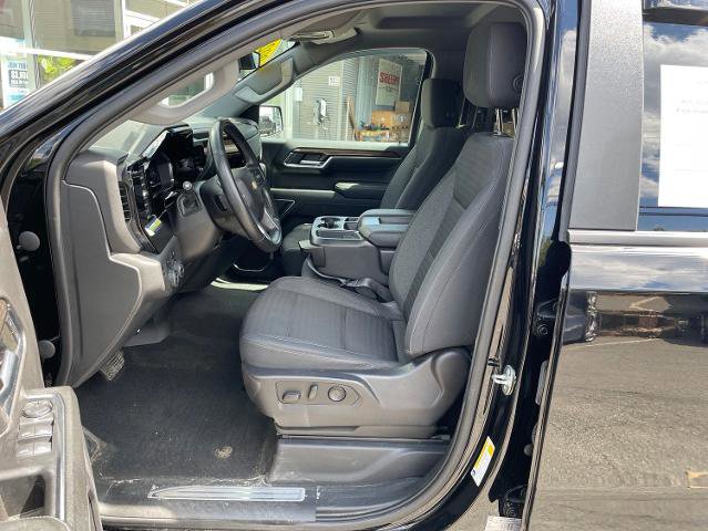 Used 2023 Chevrolet Silverado 1500 LT AWD/4WD image 10