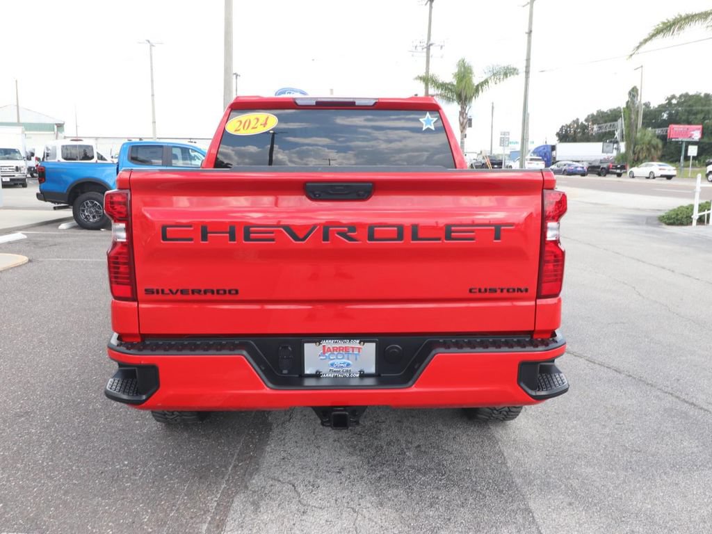 Used 2024 Chevrolet Silverado 1500 Custom w/ Turbomax Blackout Package RWD image 14