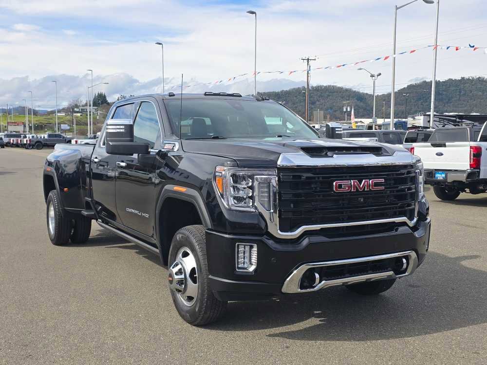 Used 2022 GMC Sierra 3500 Denali w/ Denali Ultimate Package image 7