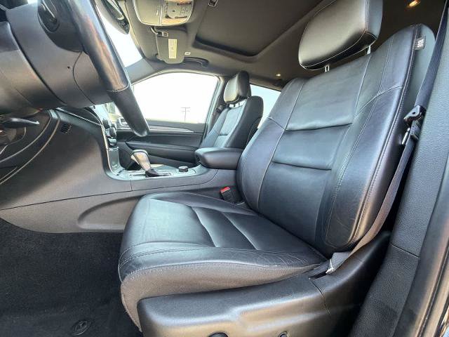 Used 2022 Jeep Grand Cherokee Limited AWD/4WD image 16