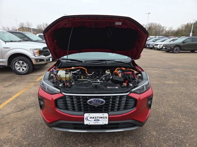 Certified 2025 Ford Escape SE w/ PHEV Premium Package FWD image 13