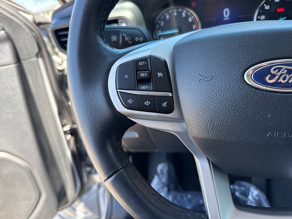 Certified 2023 Ford Explorer XLT image 15