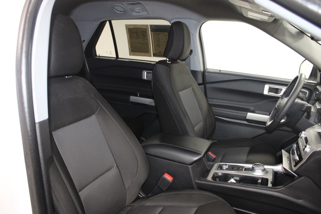Certified 2023 Ford Explorer XLT AWD/4WD image 23