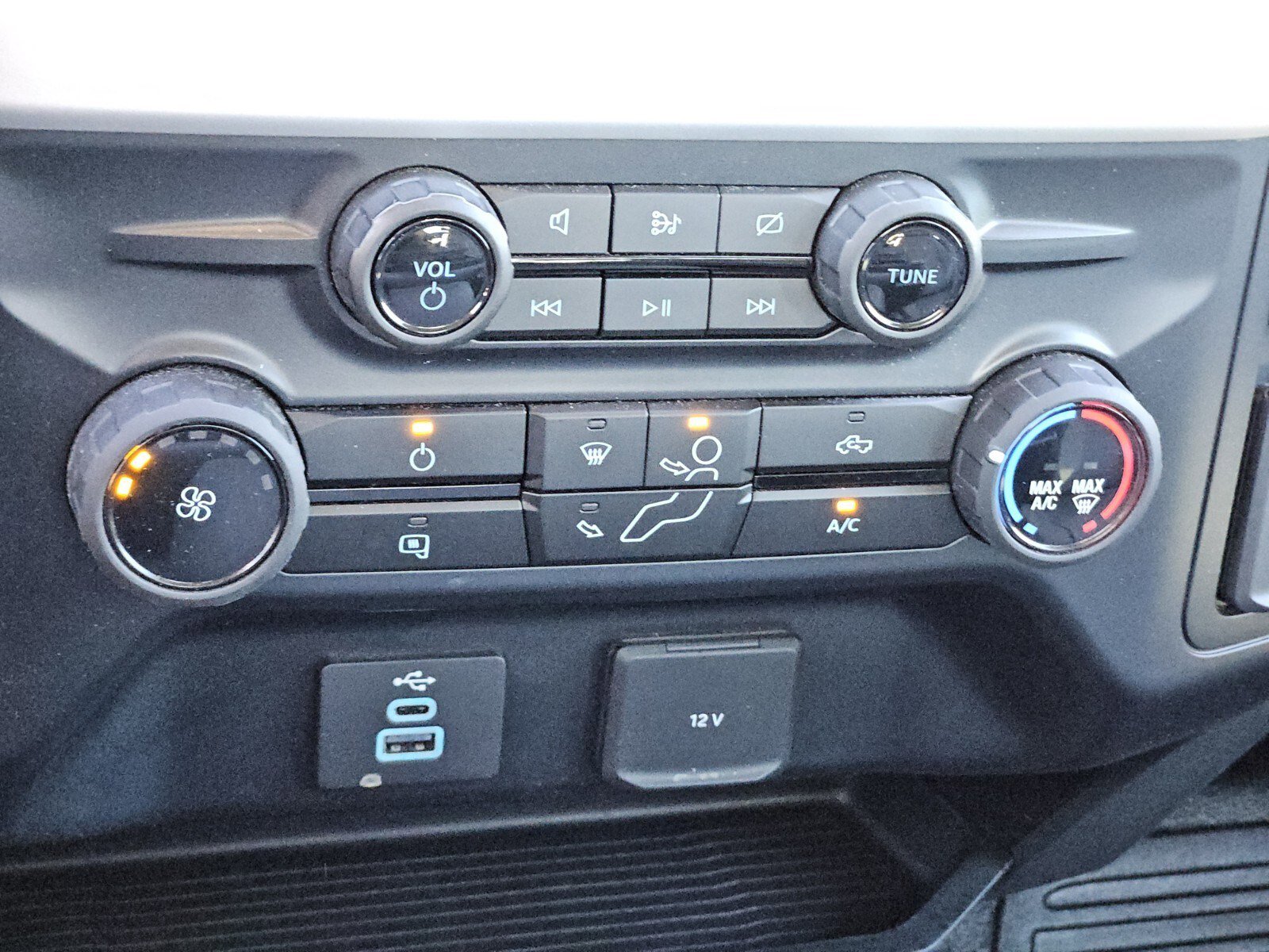 Certified 2024 Ford F350 XL w/ XL Off-Road Package image 21