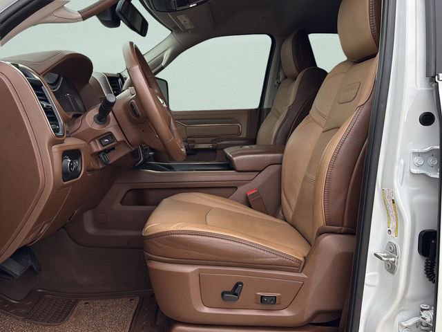 Used 2024 RAM 3500 Limited w/ Towing Technology Group image 24