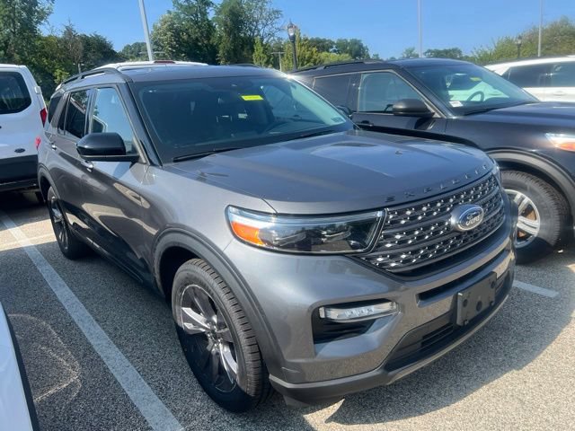 Certified 2023 Ford Explorer XLT w/ Equipment Group 202A