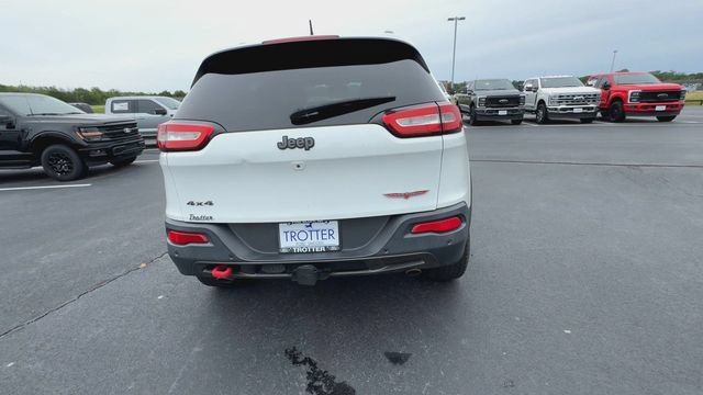 Used 2017 Jeep Cherokee Trailhawk AWD/4WD image 7
