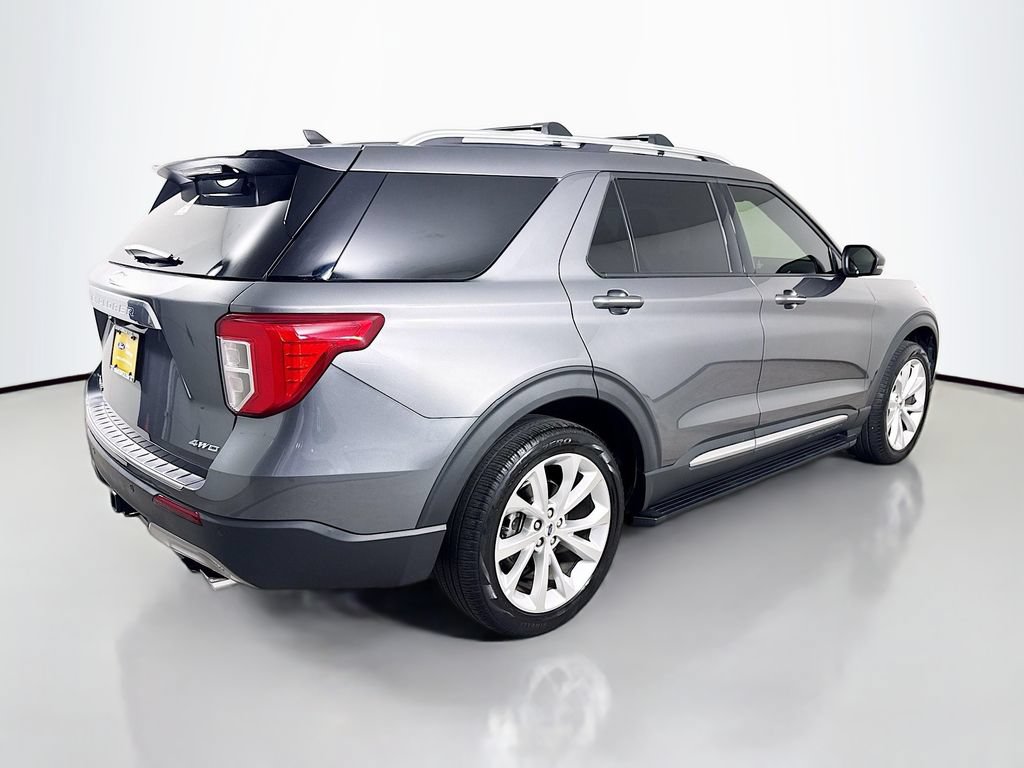 Certified 2024 Ford Explorer Platinum w/ Technology Package AWD/4WD image 14