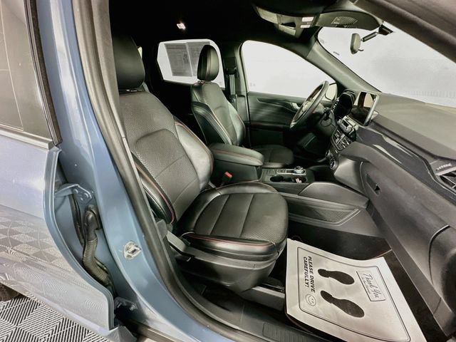 Certified 2023 Ford Escape ST-Line Select AWD/4WD image 36
