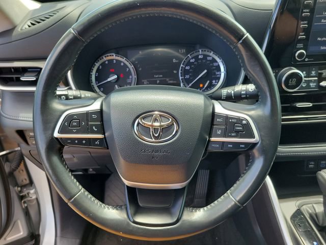 Used 2022 Toyota Highlander XLE image 24