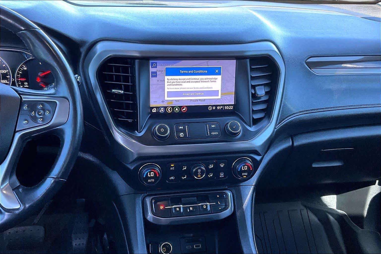 Used 2022 GMC Acadia AT4 w/ Technology Package AWD/4WD image 7