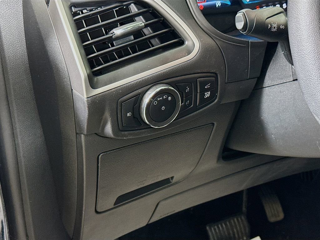 Certified 2024 Ford Edge SEL w/ Convenience Package image 15