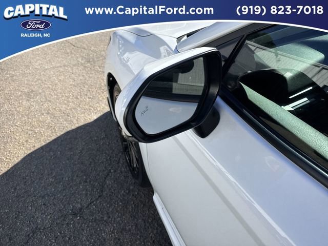 Used 2025 Toyota Camry SE image 12