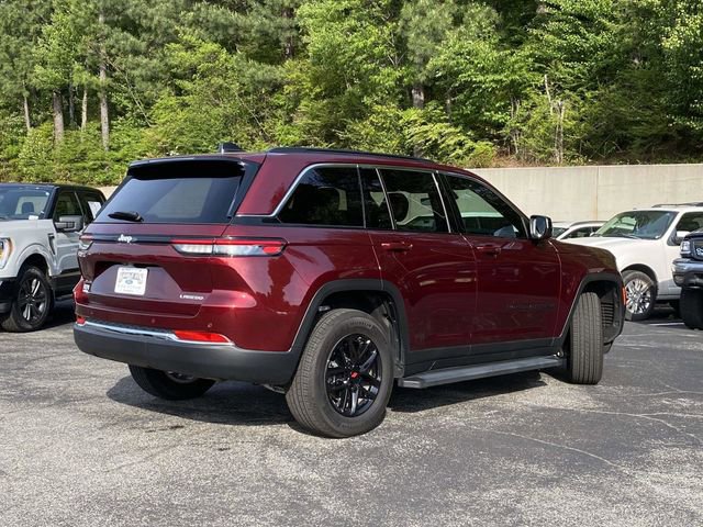 Used 2025 Jeep Grand Cherokee Laredo X w/ Luxury Tech Group I image 5