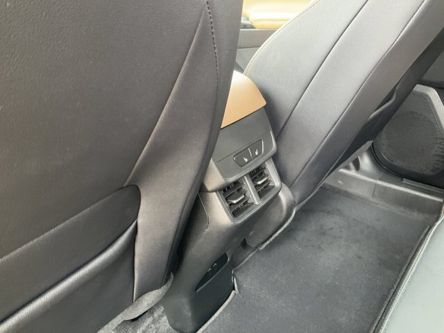 Used 2025 Chevrolet Equinox ACTIV w/ Safety and Technology Package FWD image 10