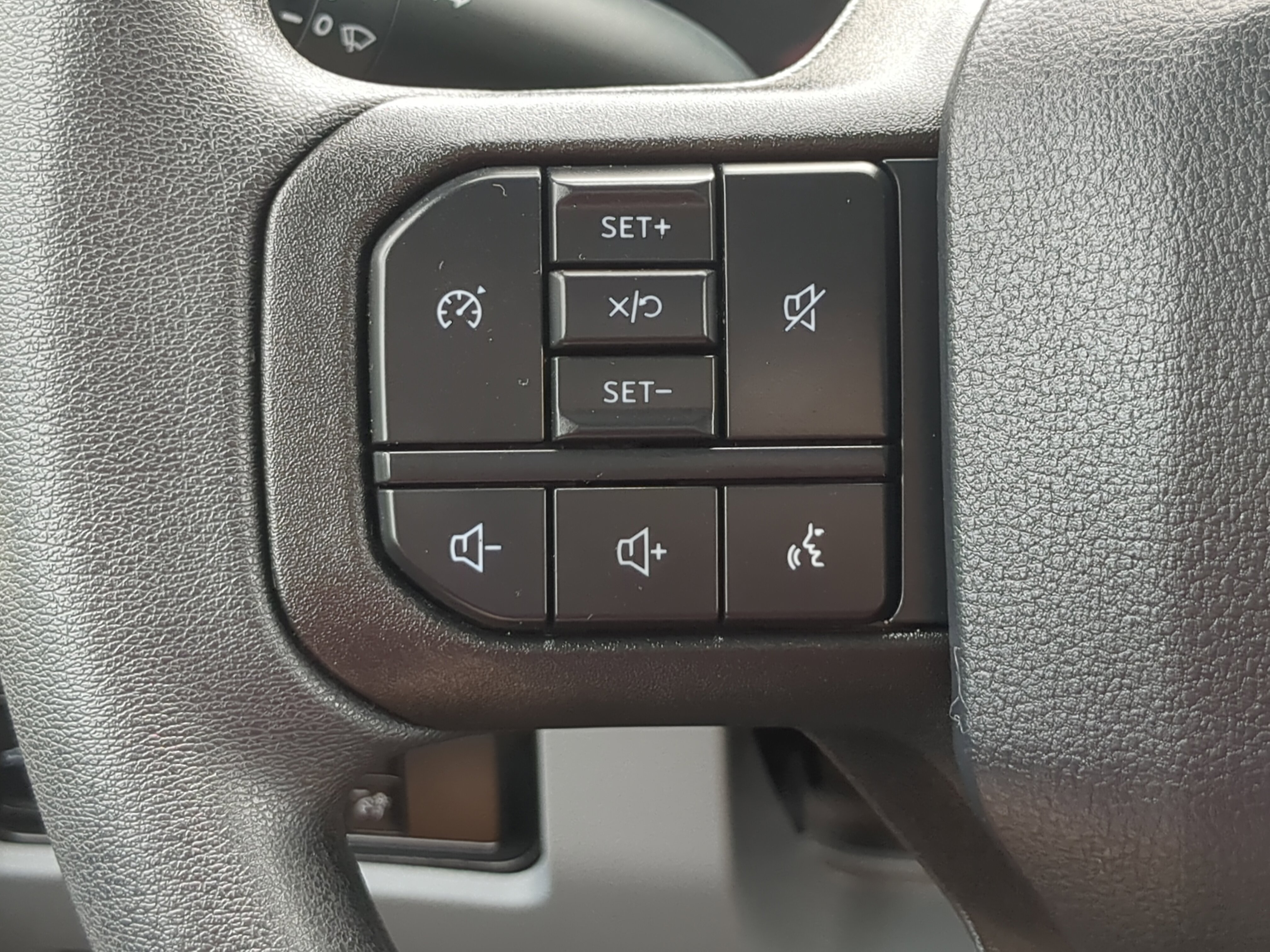 Certified 2025 Ford F350 XL w/ 360-Degree Camera Package AWD/4WD image 22