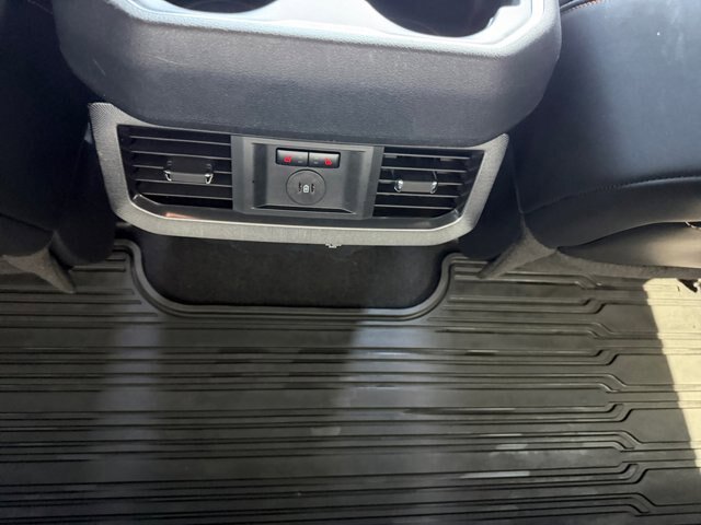 Certified 2023 Ford F350 Platinum AWD/4WD image 31