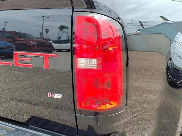 Used 2022 Chevrolet Colorado Z71 w/ Z71 Midnight Edition RWD image 12