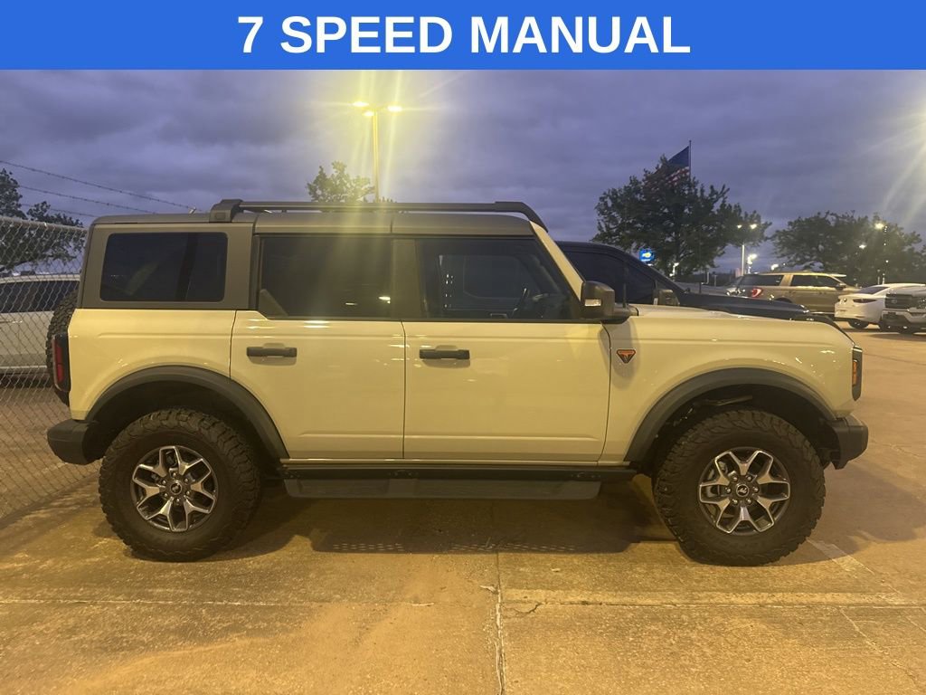 Certified 2025 Ford Bronco Badlands AWD/4WD image 2