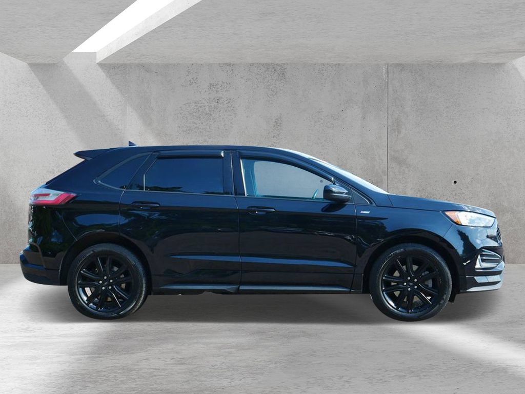 Certified 2022 Ford Edge ST-Line w/ Class II Trailer Tow Package AWD/4WD image 2