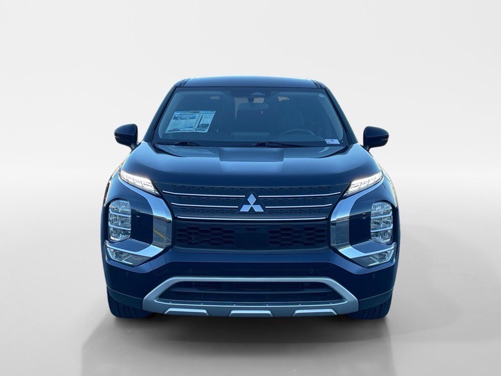 Used 2024 Mitsubishi Outlander Ralliart image 9