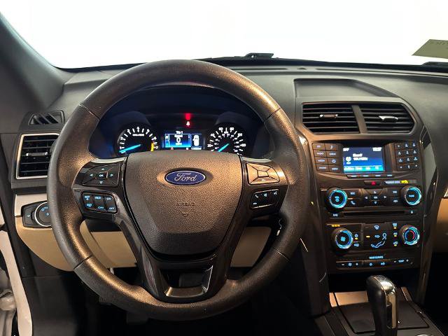Certified 2017 Ford Explorer FWD image 17