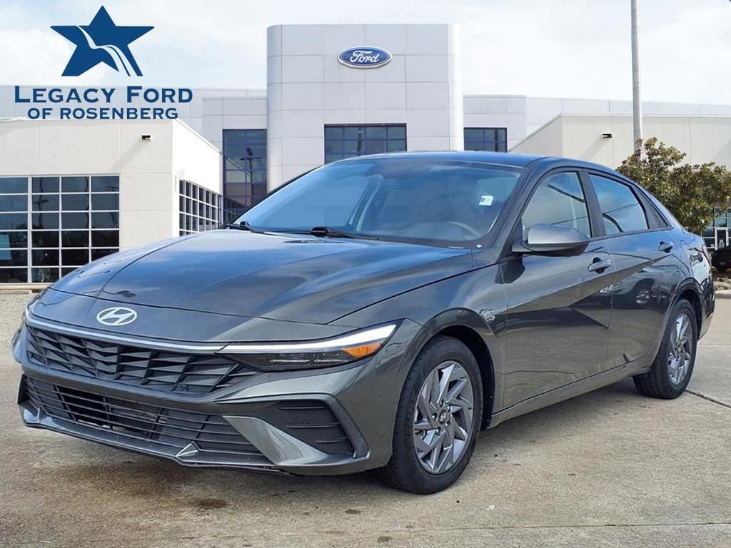 Used 2024 Hyundai Elantra SEL