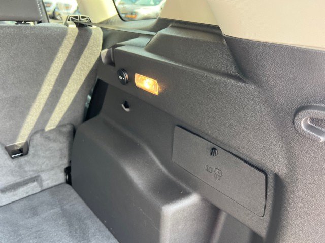 Certified 2018 Ford Escape SE AWD/4WD image 33