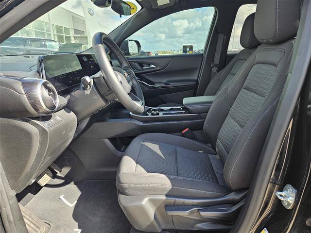 Used 2026 Chevrolet Equinox LT FWD image 14
