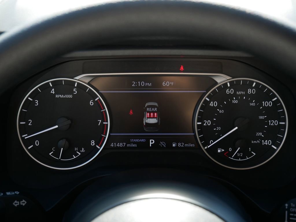 Used 2024 Nissan Rogue S FWD image 19