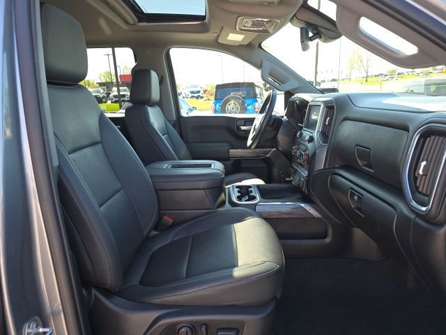 Used 2022 Chevrolet Silverado 1500 LTZ w/ LTZ Premium Package AWD/4WD image 21