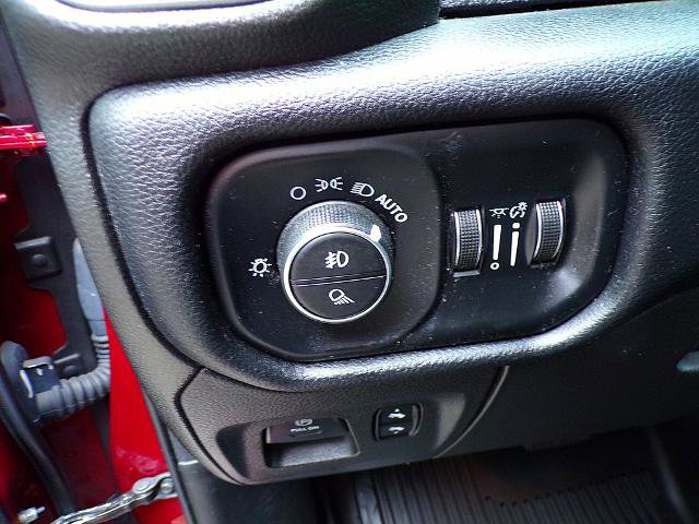Used 2019 RAM 1500 Big Horn AWD/4WD image 20