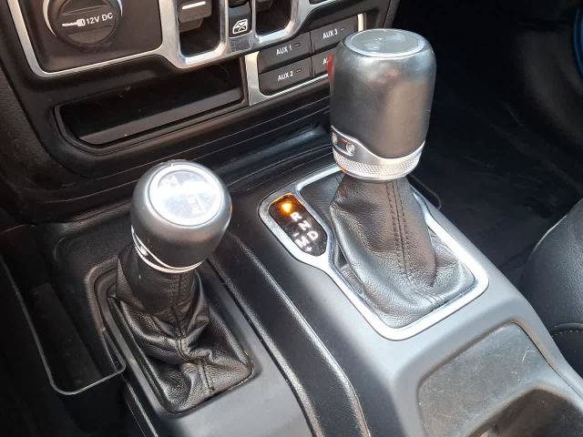 Used 2021 Jeep Wrangler Unlimited Sahara AWD/4WD image 18