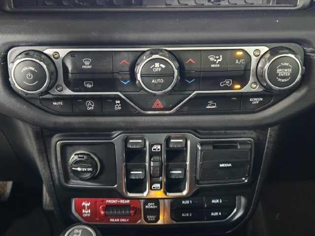 Used 2026 Jeep Wrangler Unlimited Rubicon AWD/4WD image 21