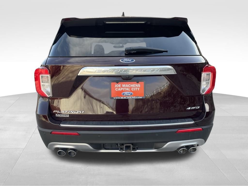 Certified 2022 Ford Explorer Platinum w/ Equipment Group 601A image 4