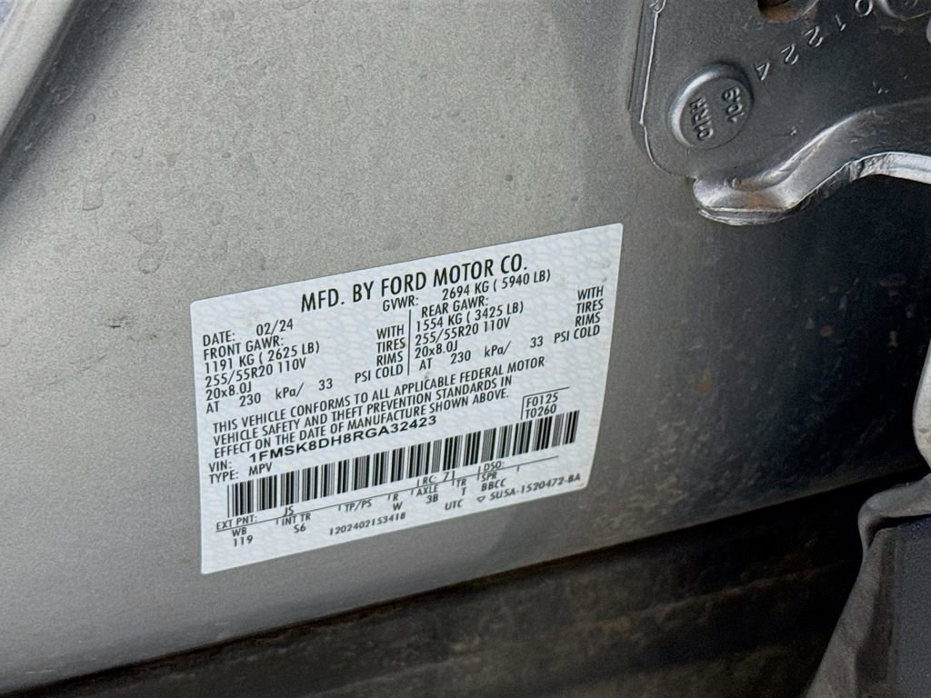Certified 2024 Ford Explorer XLT w/ Equipment Group 202A AWD/4WD image 35