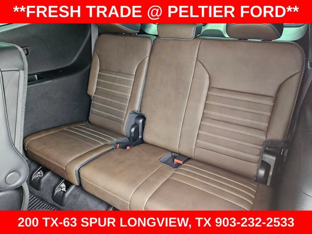 Used 2026 GMC Acadia Denali Ultimate w/ LPO, Floor Liner Package AWD/4WD image 19