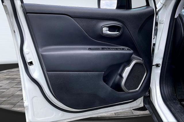 Used 2023 Jeep Renegade Latitude AWD/4WD image 23