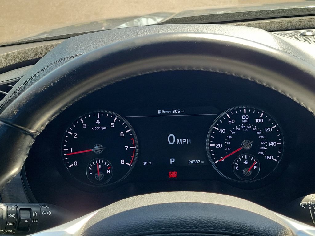 Used 2022 Kia Telluride SX w/ Towing Package FWD image 27