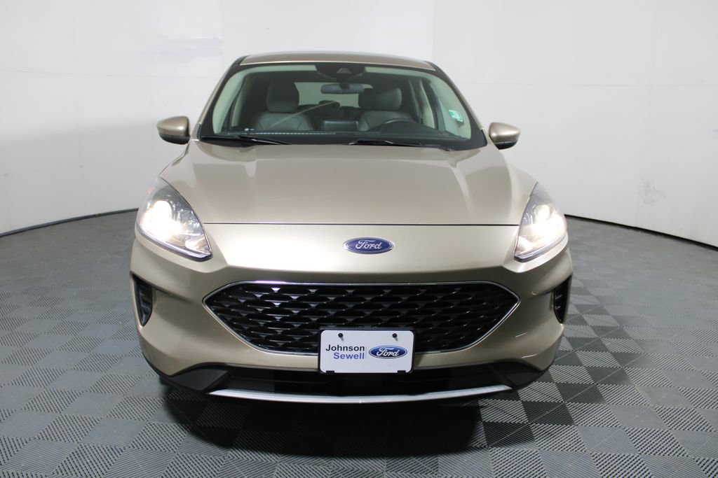 Certified 2020 Ford Escape SE image 3